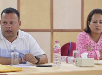 पत्रकार सम्मेलनमा जानकारी दिदै समिरबहादुर बस्नेत