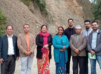 बाम्दी घाटीछिनाँ सडक कात्रे शुरु, महानगरबाट अनुगमन