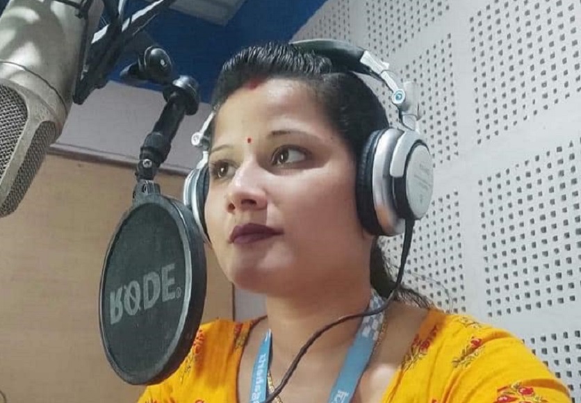 चाँदनी अधिकारी