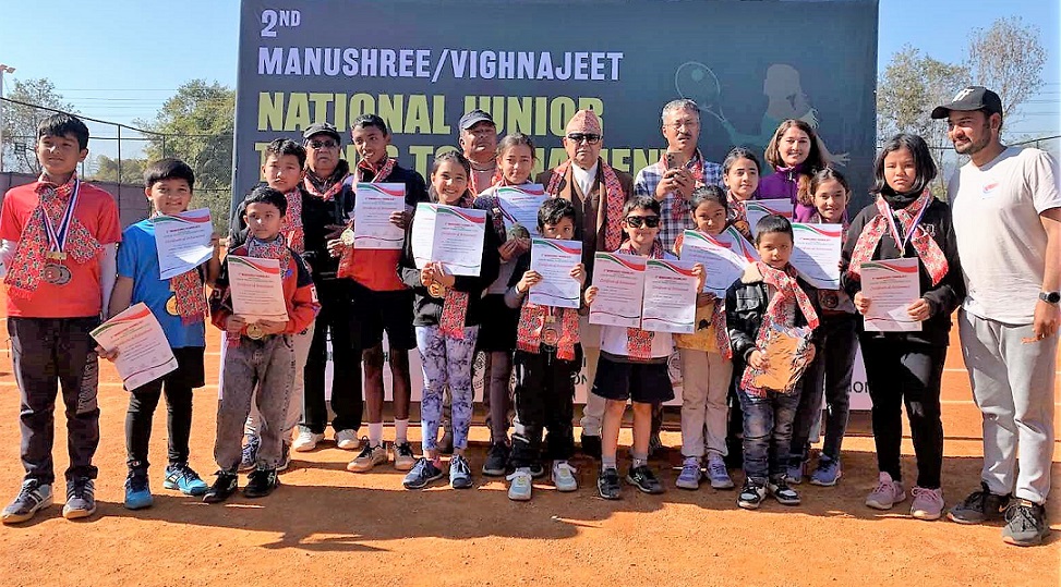 मनुश्री ̸ भिग्नाजित अन्तर्राष्ट्रिय जुनियर टेनिसमा अयार्शलाई दोहोरो उपाधि
