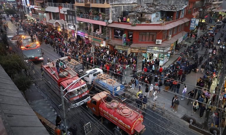 पोखराको लेकसाइड कर्नरको भवनमा आगलागि