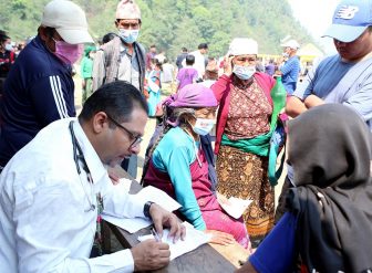 बागलुङको बरेङमा युनाइटेडको निःशुल्क स्वास्थ्य शिविर