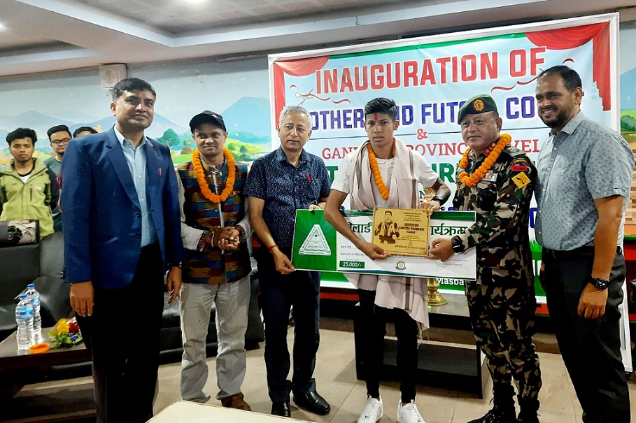 सावित्रा भण्डारी