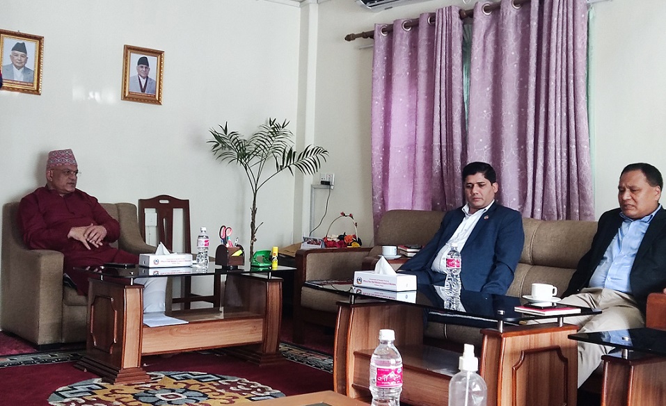 उज्योलो गण्डकी प्रदेशका विषयमा मुख्यमन्त्री पाण्डे र कुलमान घिसिङबिच छलफल