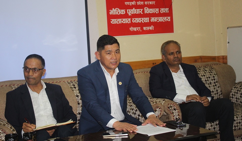 रेशमबहादुर जुग्जाली