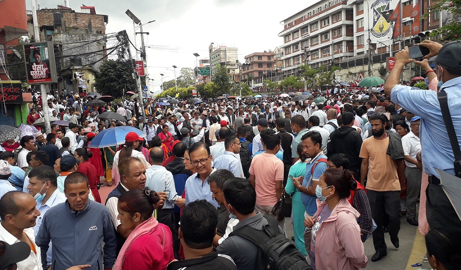 शिक्षक र सरकार सहमतिमा, आन्दोलन फिर्ता
