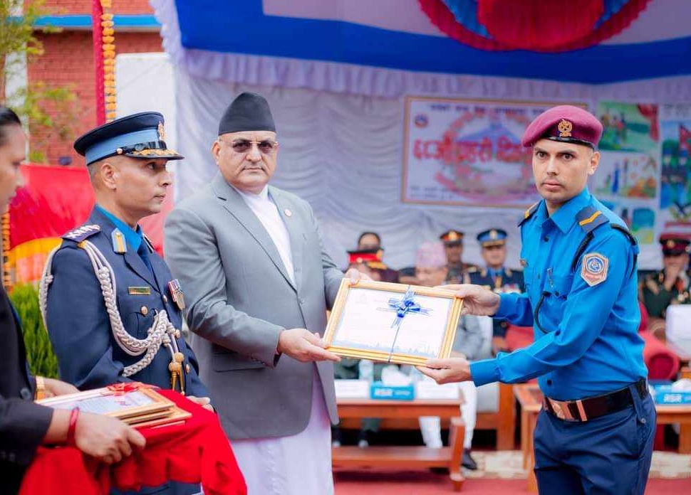 प्रहरीको भुमिका महत्वपुर्ण छ मुख्यमन्त्री पाण्डे, रेग्मी उत्कृष्ट अभिलेख व्यवस्थापन