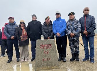 कोरोला नाका पुगेपछि मुख्यमन्त्रीले भनेः ‘यहाँ सम्मको सडक र भौतीक संरचना छिटो निर्माण गर्नुपर्छ’