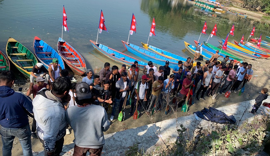 बोट रेसमा स्विमिङपुलघाट विजयी