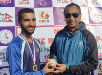 पोखरामा भएको क्रिकेटमा एकै खेलमा ९ विकेटको कीर्तिमान
