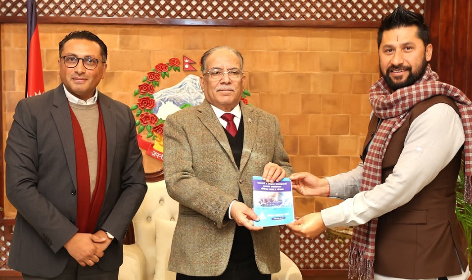 रवि लामिछानेको सुझाबपत्र बुझ्दै प्रधानमन्त्रीले भने सहकारी पीडितलाई न्याय दिन सक्रिय छु