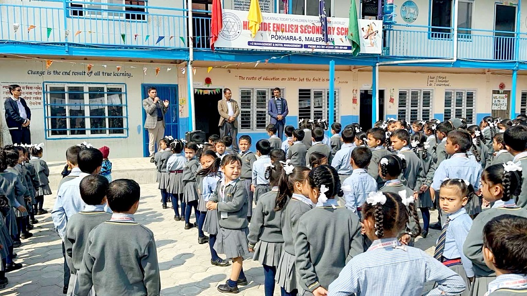 नयाँ व्यवस्थापनका साथ हिलसाइड अङ्ग्रेजी मावि