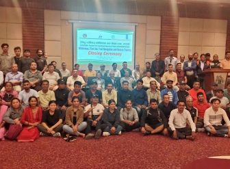 पथ प्रदर्शकलाई वन्यजन्तु, प्राथमिक उपचार, ट्रेल नेभिगेसन र उद्धार तालिम