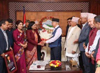 सहकारीको समसामायिक विषयमा प्रधानमन्त्रीलाई महासंघले जानकारी गरायो