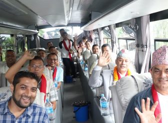 पोखरामा लोटस ट्राभल्सले सञ्चालनमा ल्यायो सुपर एसि भिआइपी बस