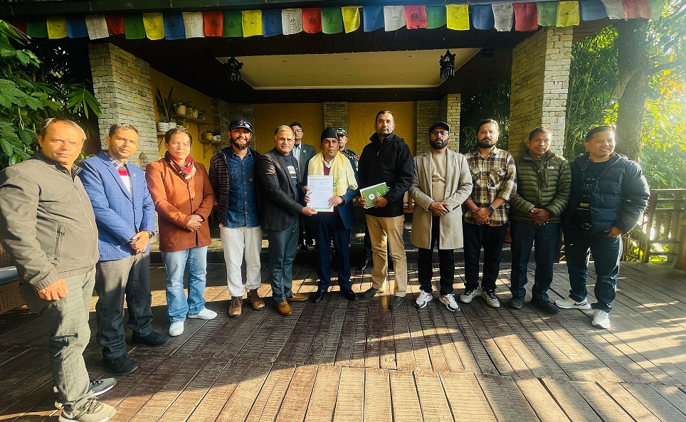 टान गण्डकीले राष्ट्रिय सभाका अध्यक्ष दाहाललाई बुझायो १२ बुँदे ध्यानाकर्षण पत्र