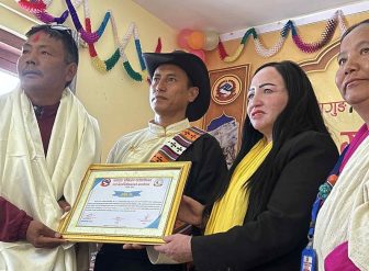 मुस्ताङका पत्रकार सुन्दरकुमार थकालीलाई पुरस्कार