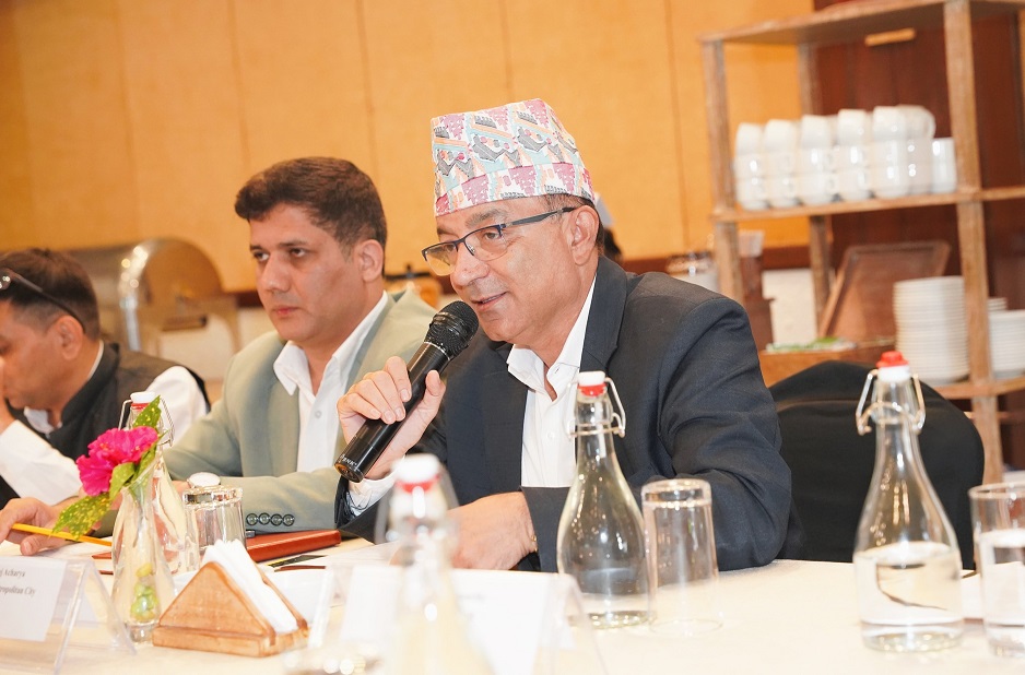 पोखराको सार्वजनिक यातायात विद्युतीय बनाउन ४ करोड डलर सहयोग