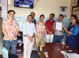 सामाजिक सञ्चाल नचल्दा पर्यटन व्यवसायमा मार, निर्णय फिर्ता गर्न माग