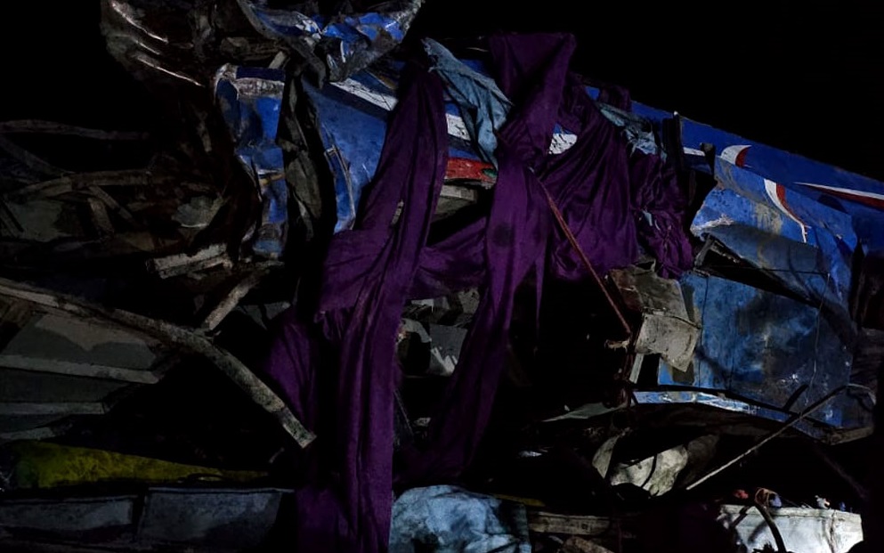 दाउन्नेमा तीन सवारी दुर्घटना, तीन जनाको मृत्यु, १५ घाइते