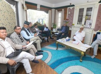 नेकपा एमालेले समानुपातिक सांसदको सूची टुंग्याएयो को को सहित