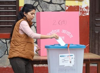 पोखरा एक केन्द्रमा शत प्रतिशत मत खस्यो, कास्कीमा २० प्रतिशत, शान्तिपूर्ण रूपमा निर्वाचन जारी