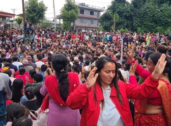 पोखराका मन्दिरमा भजनकीर्तनमा एमआरआर