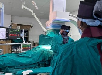 पोखरा स्वास्थ्य विज्ञान प्रतिष्ठानमा एकैदिन मुटुको सातवटा एन्जियोप्लाष्टी