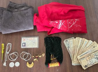 पोखरामा झ्याल–ढोका नाप्ने बहानामा घरभित्र पस्दै सुन र नगद चोरी गर्ने दुई जना काठमाडौंबाट पक्राउ