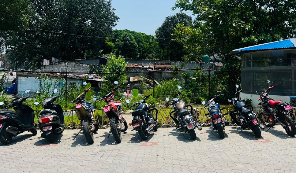 पोखरामा ‘अप्रेशन ३६५’ जारी, थप २३ मोडिफाइड मोटरसाइकल नियन्त्रणमा