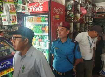पोखरामा बजार अनुगमनः ११ व्यवसायी कारबाही, तीन लाख रुपैयाँ जरिवाना