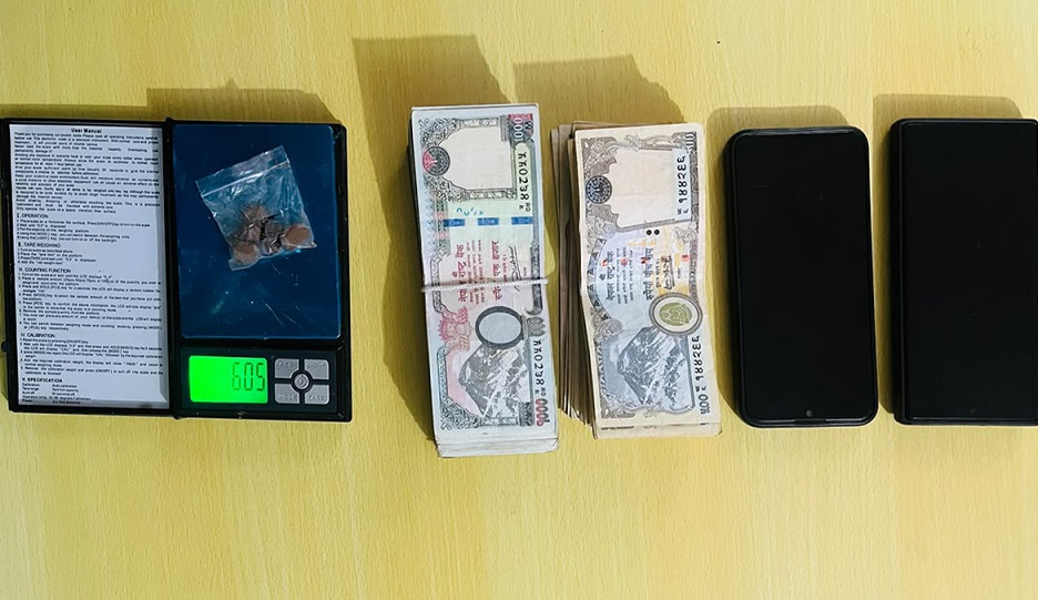 पोखरामा ब्राउन सुगरसहित दुई जना पक्राउ