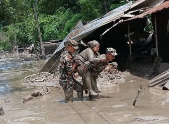 ड्याडिज् किचनद्वारा प्रधानमन्त्री राहत कोषमा १ लाख ११ हजार सहयोग