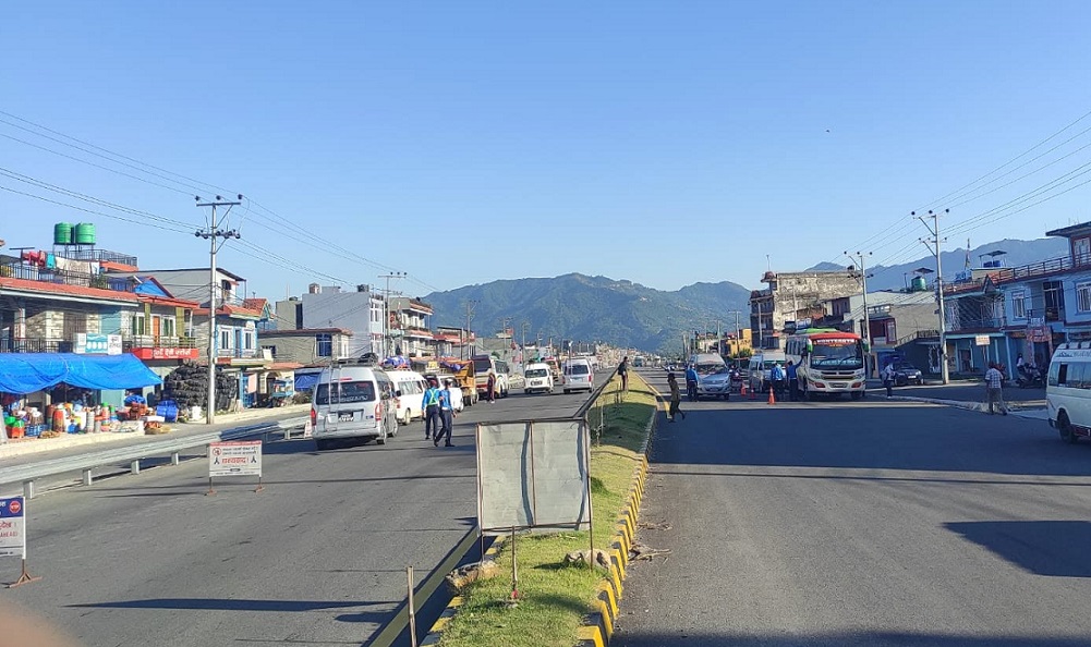 पोखरामा मादक पदार्थ तथा लागूऔषध सेवन गरी सवारी चलाउने ७ चालक नियन्त्रणमा
